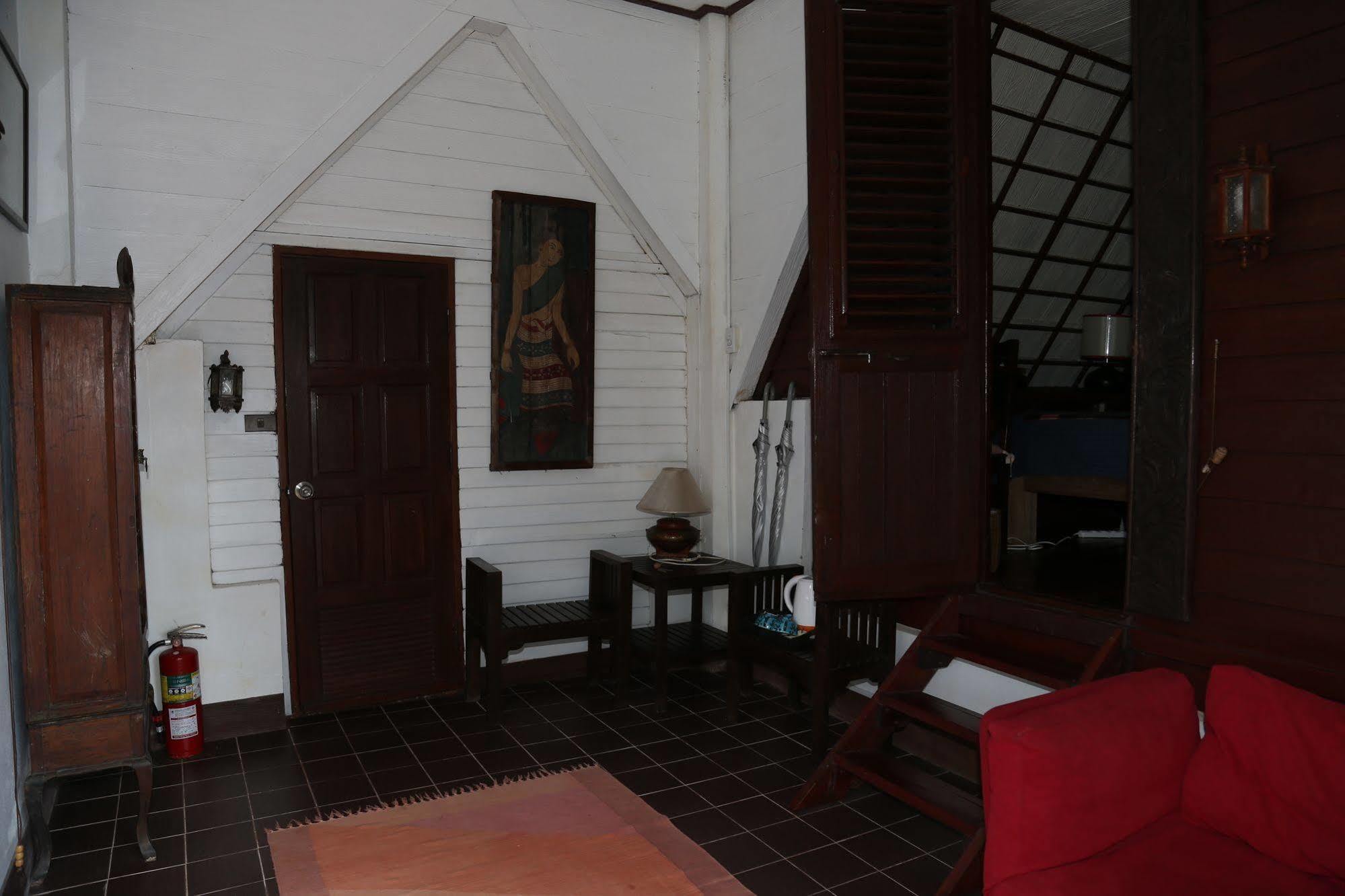 Le Passe-Temps Hotel Tha Lane Bay Bagian luar foto