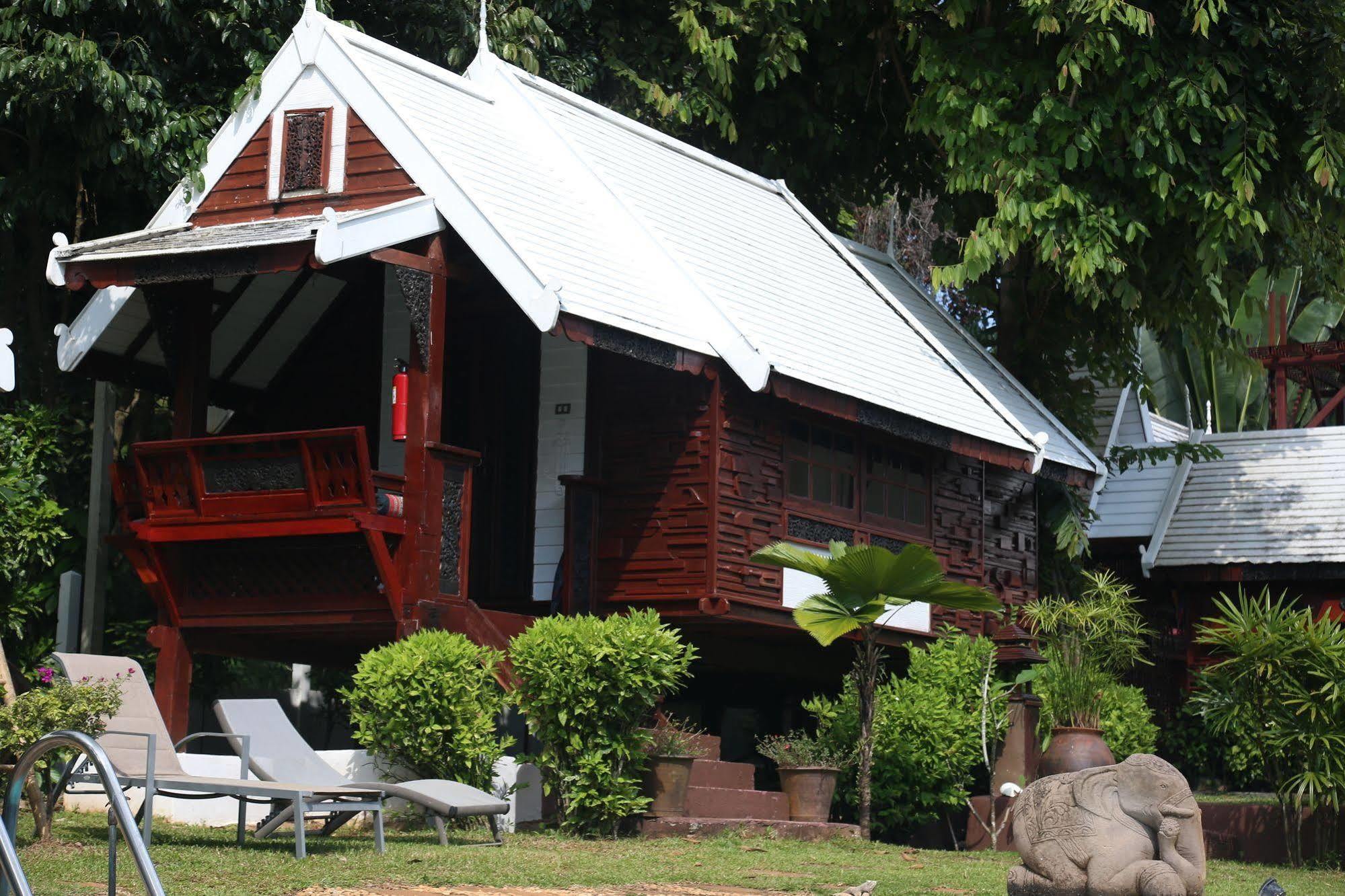 Le Passe-Temps Hotel Tha Lane Bay Bagian luar foto