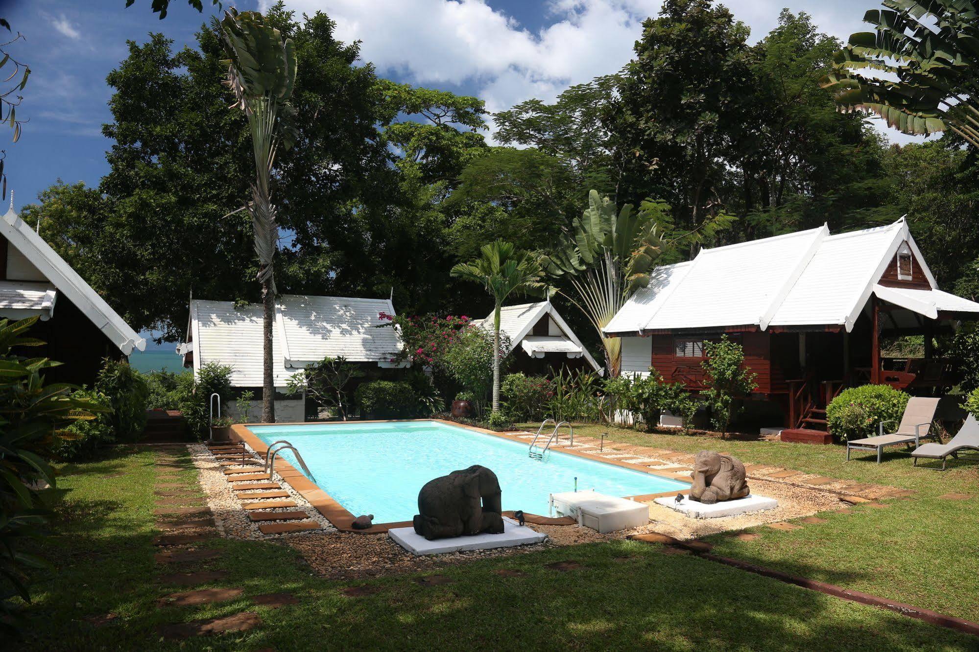 Le Passe-Temps Hotel Tha Lane Bay Bagian luar foto