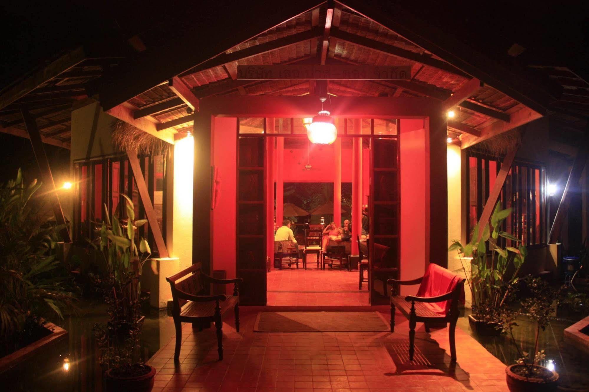 Le Passe-Temps Hotel Tha Lane Bay Bagian luar foto