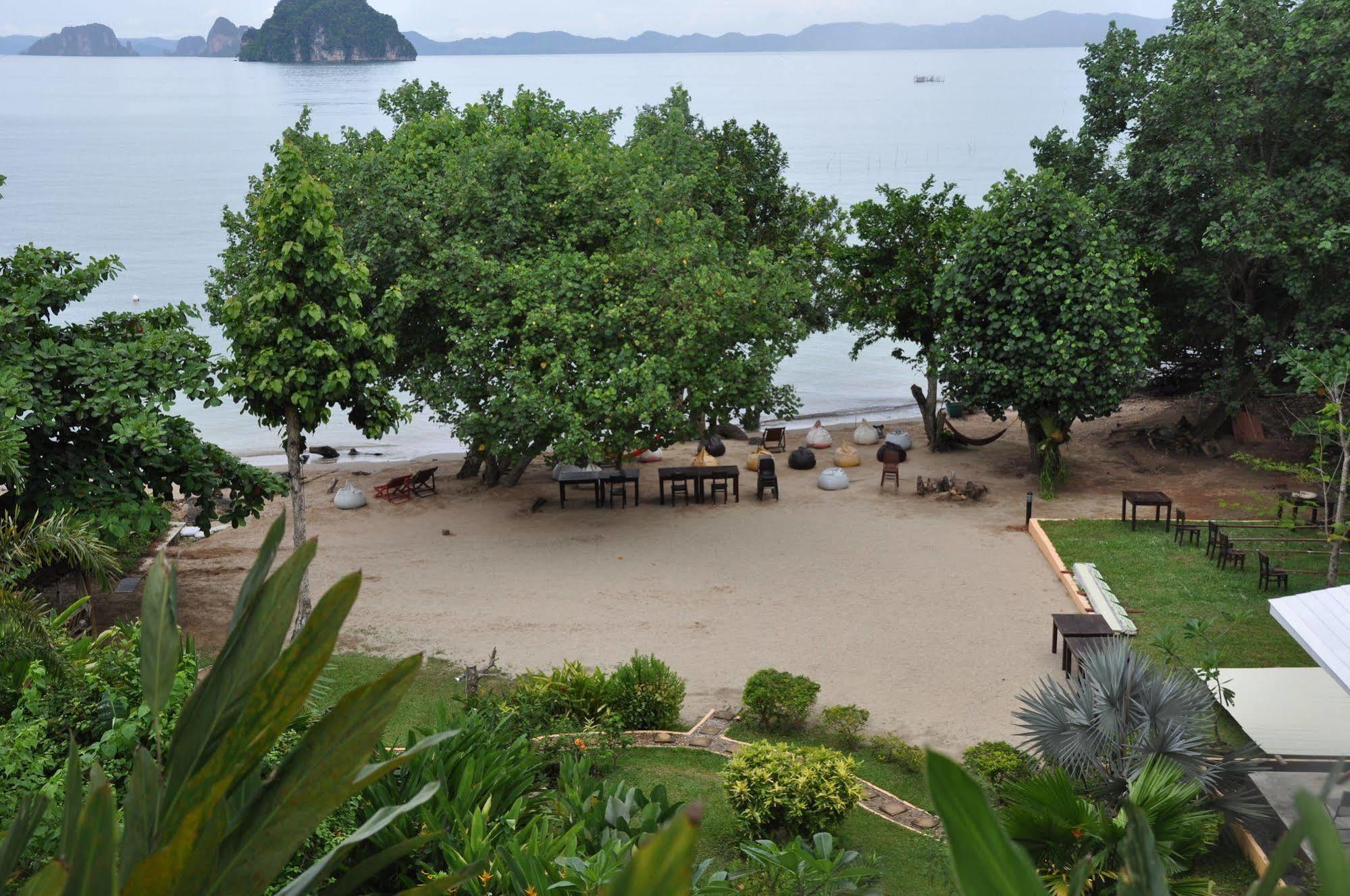 Le Passe-Temps Hotel Tha Lane Bay Bagian luar foto