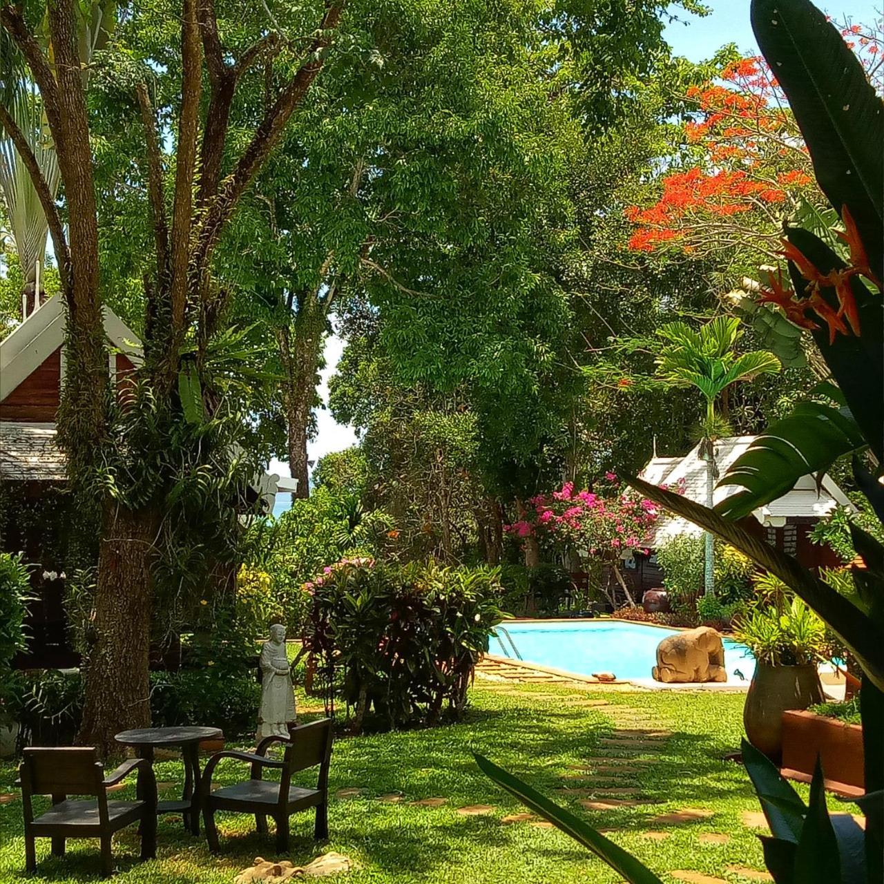 Le Passe-Temps Hotel Tha Lane Bay Bagian luar foto